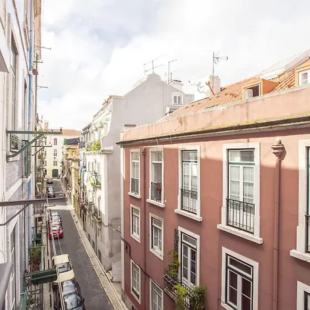 Apartment Carmo In Chiado
