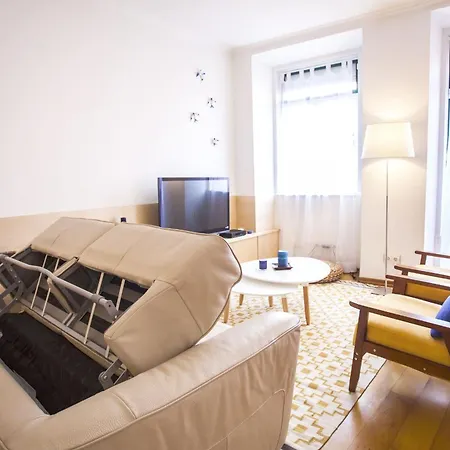Carmo In Chiado Апартаменты *