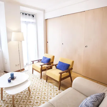 Carmo In Chiado Апартаменты *